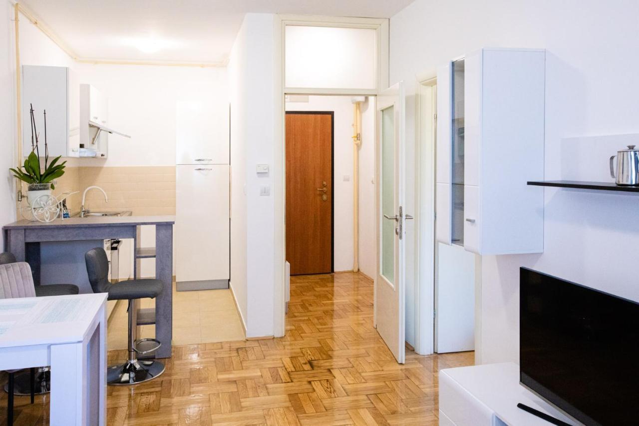 Apartmani 6M I M5 Zagreb Luaran gambar